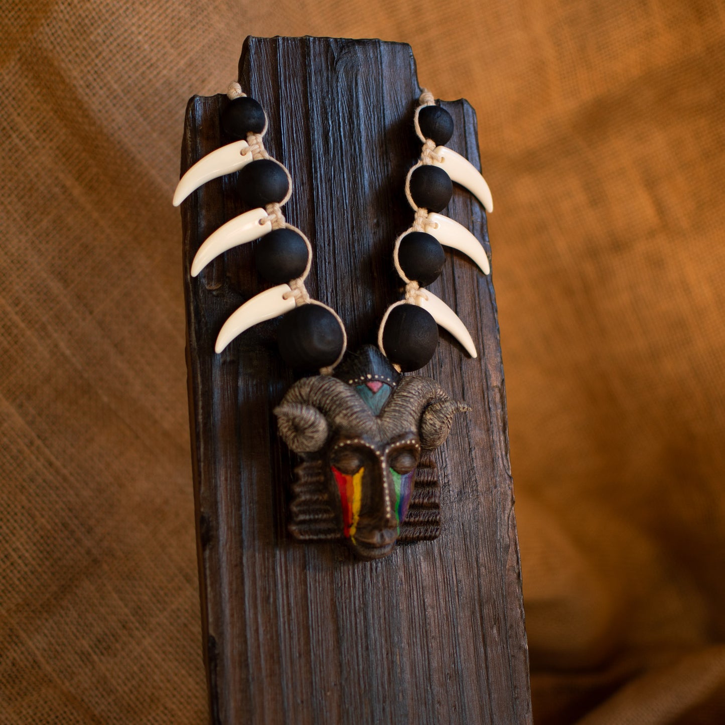 8 Beads & 6 Simple Teeth